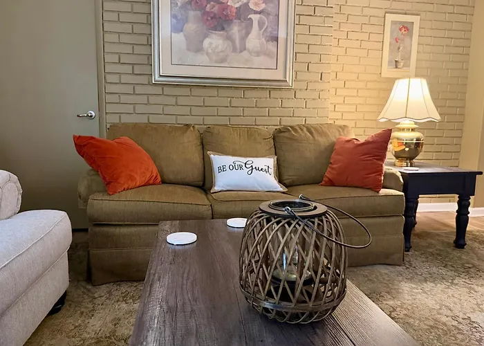 Cozy Vibe In The Pittsburgh