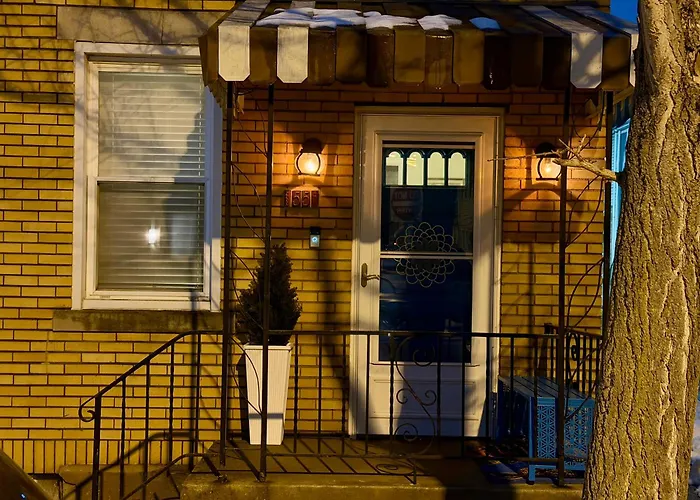 Cozy Vibe In The Pittsburgh